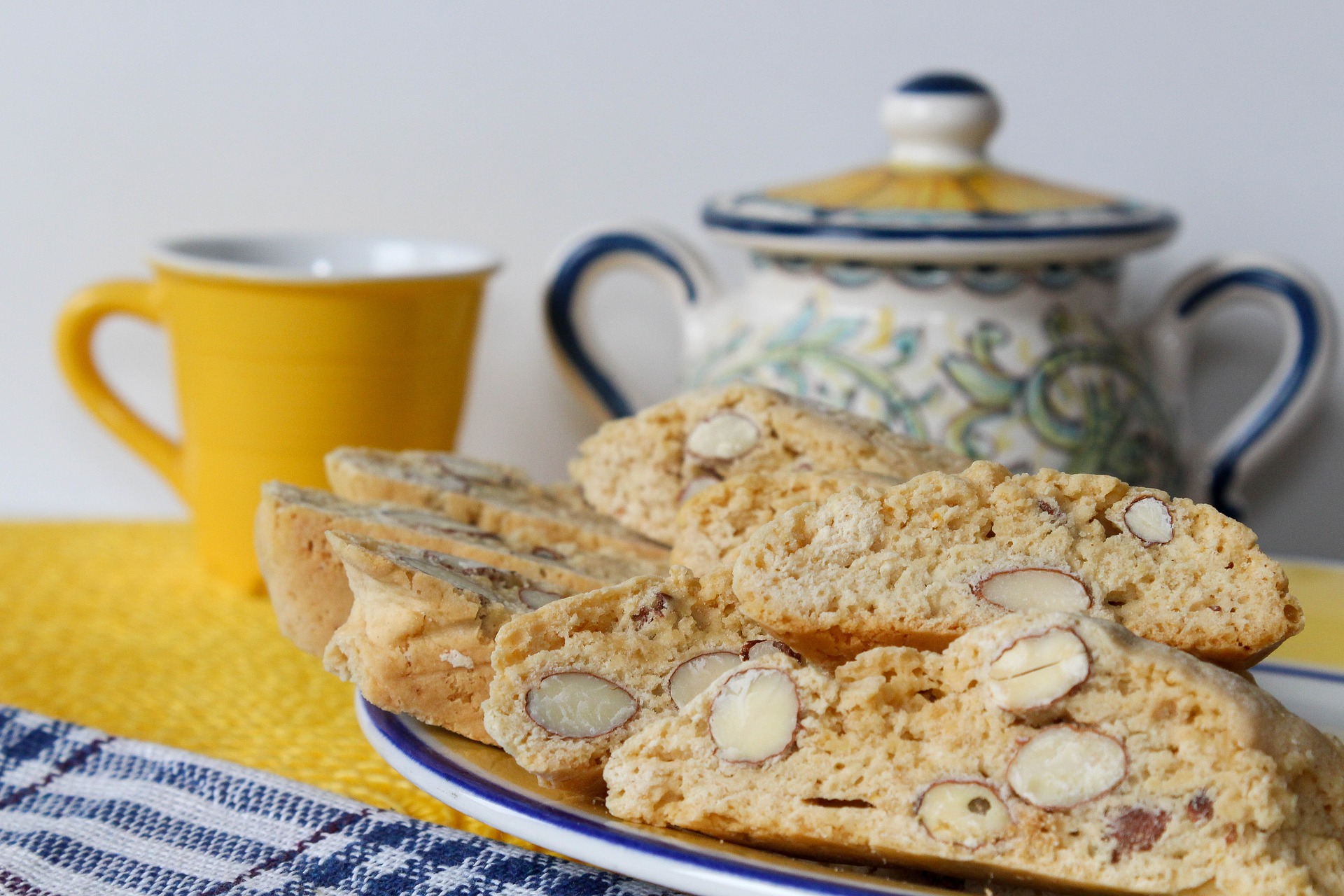 almond biscotti, team kettle, tea