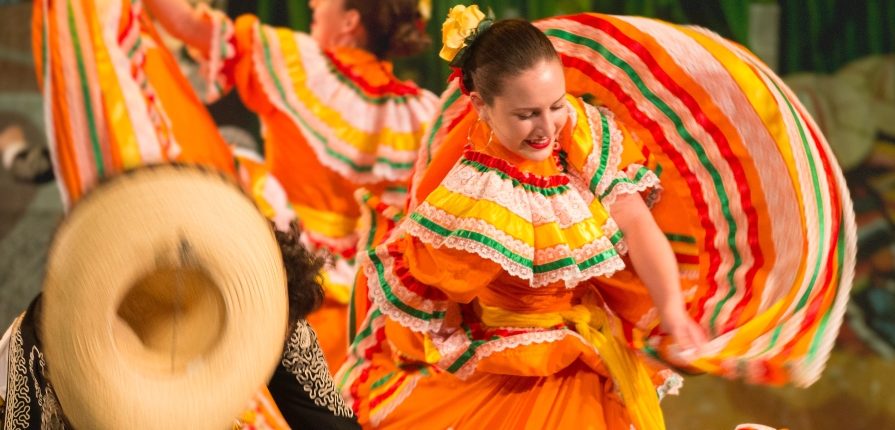 latin folklore dancing image